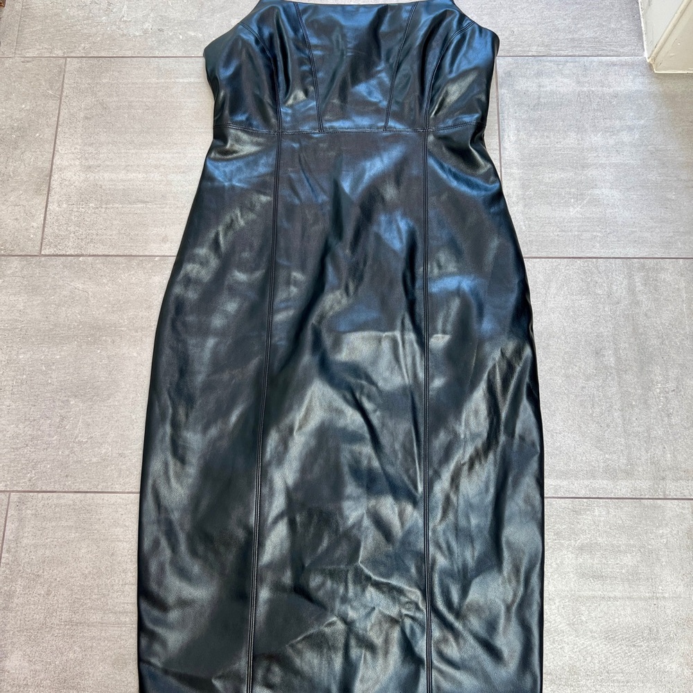 Black Faux Leather Dress - layer/ wear solo! Dress up/down. Versatile & cool 😎!